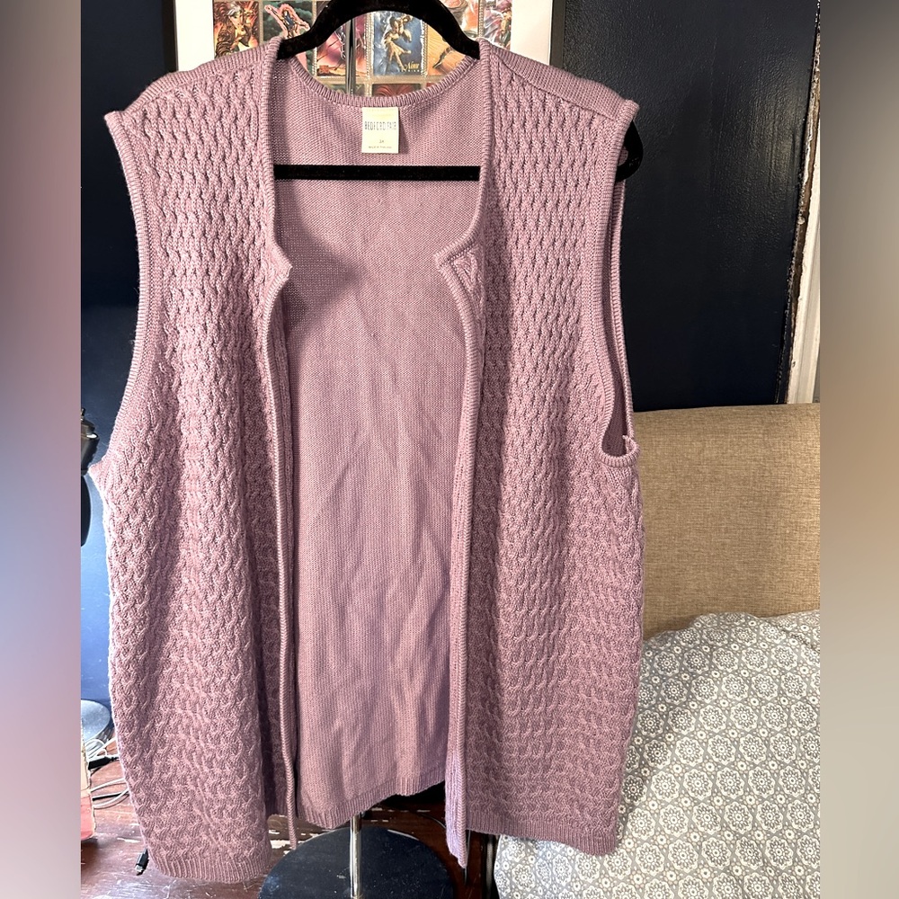 Women's Sleeveless Knit Sweater Vest - Purple